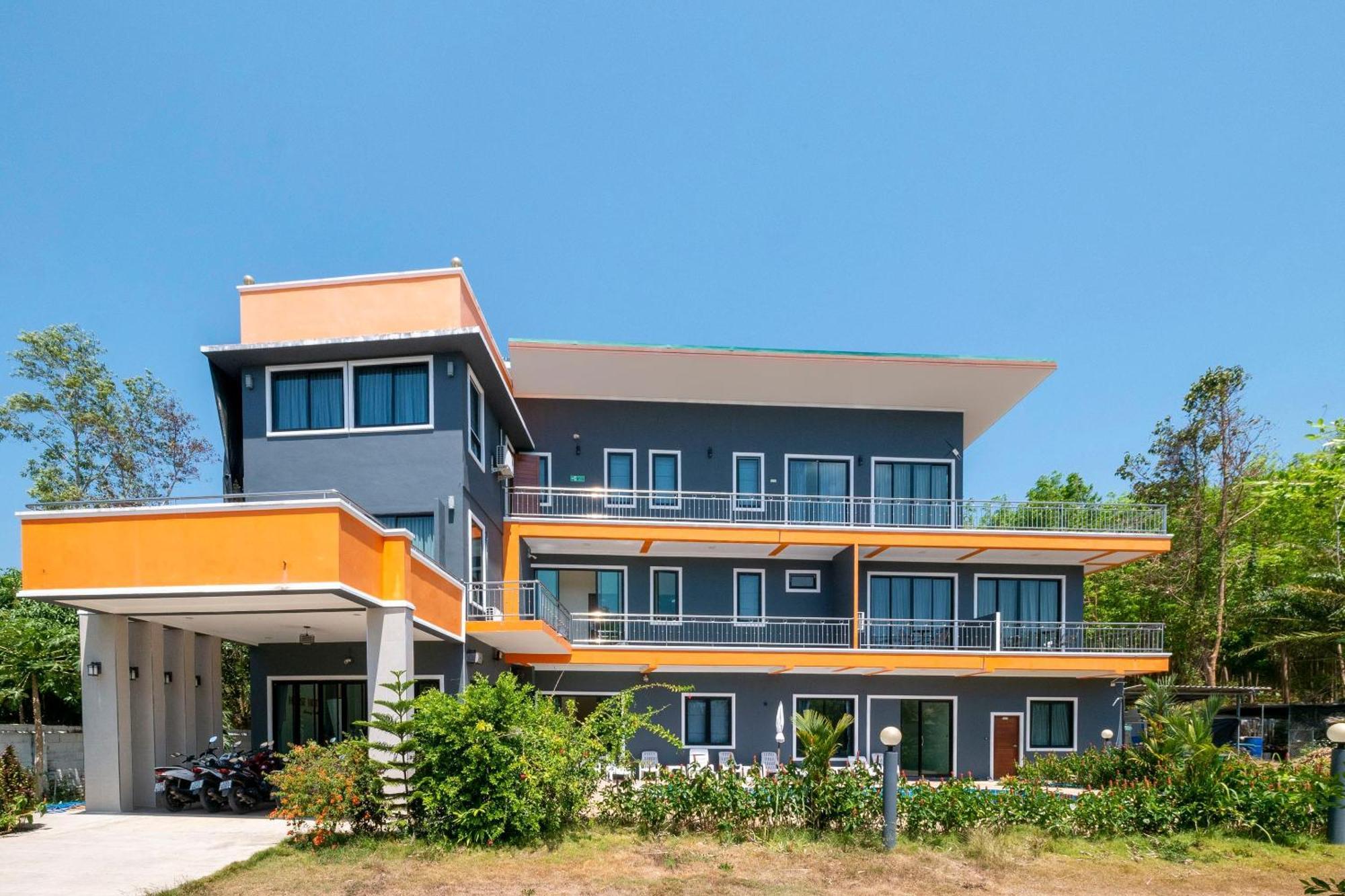 קראבי Oyo 665 Sj House Hotel מראה חיצוני תמונה